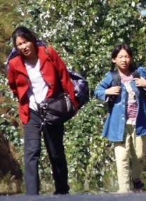 老师掀起裙子让我挺进去